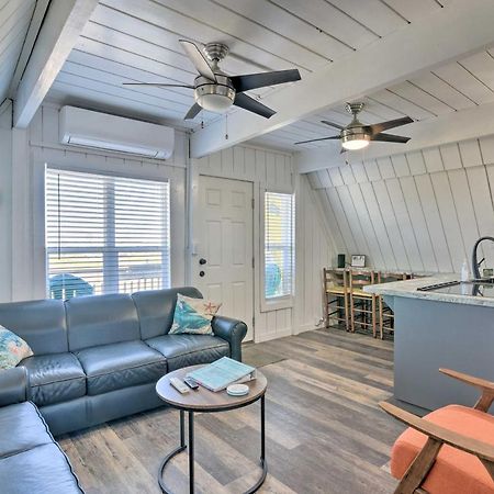A-Frame Home With Deck - 2 Blocks To Surfside Beach! Экстерьер фото