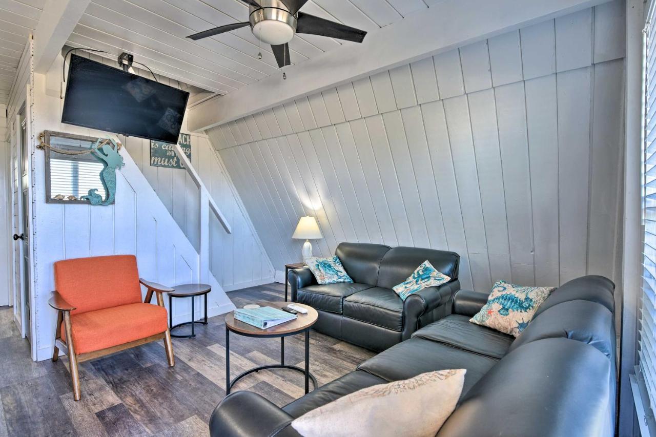 A-Frame Home With Deck - 2 Blocks To Surfside Beach! Экстерьер фото