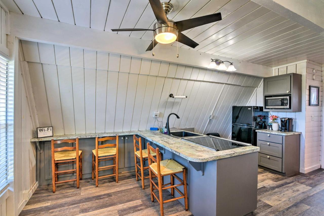 A-Frame Home With Deck - 2 Blocks To Surfside Beach! Экстерьер фото
